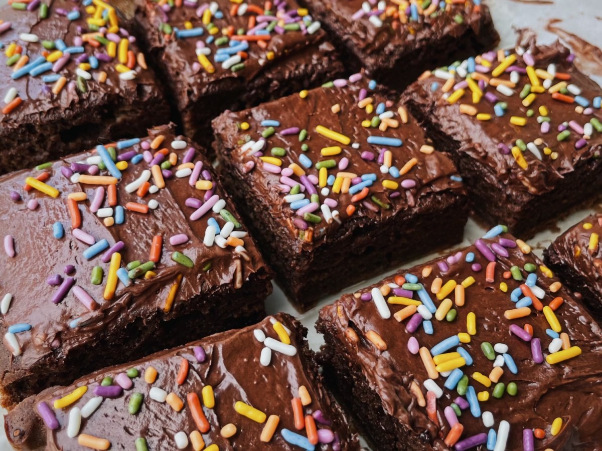 Gluten-Free Chocolate Cake Bars: A Deliciously Easy Treat for All&nbsp;Occasions